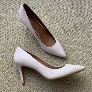 Calvin Klein White Pumps Sz 10